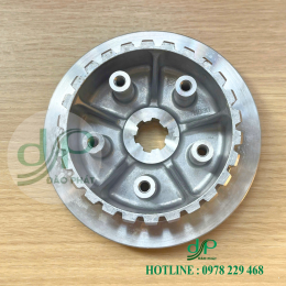 NHÔNG NỒI NGOÀI XIPO, AKIRA